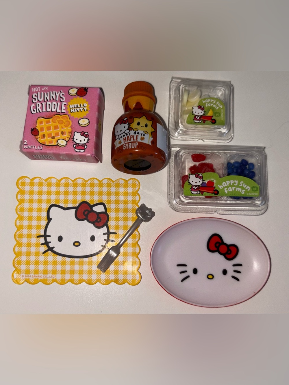 Miniverse Hello Kitty Series 1 Waffles
